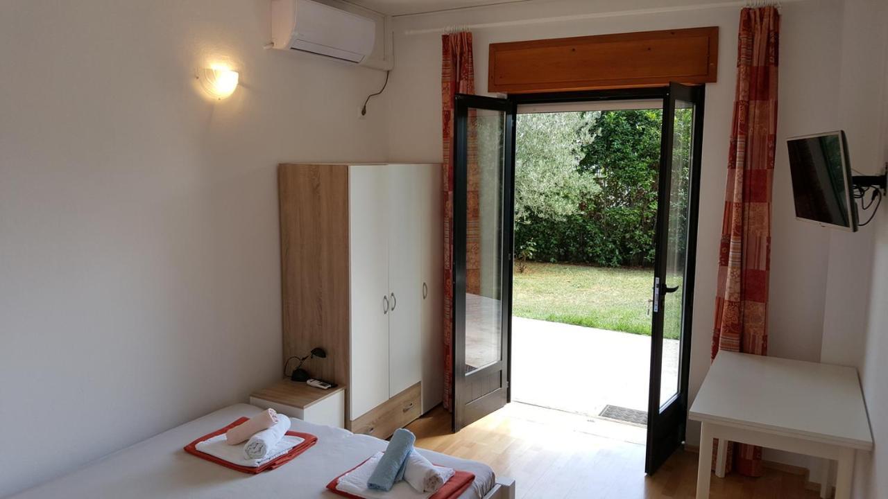 Apartments Adriatic 3 Selce Quarto foto
